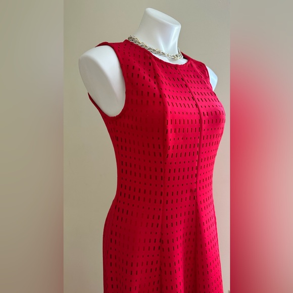 Joseph Ribkoff Limited Red Sleeveless Round Neck Cut Out Block Pattern SZ 6 - Picture 3 of 15